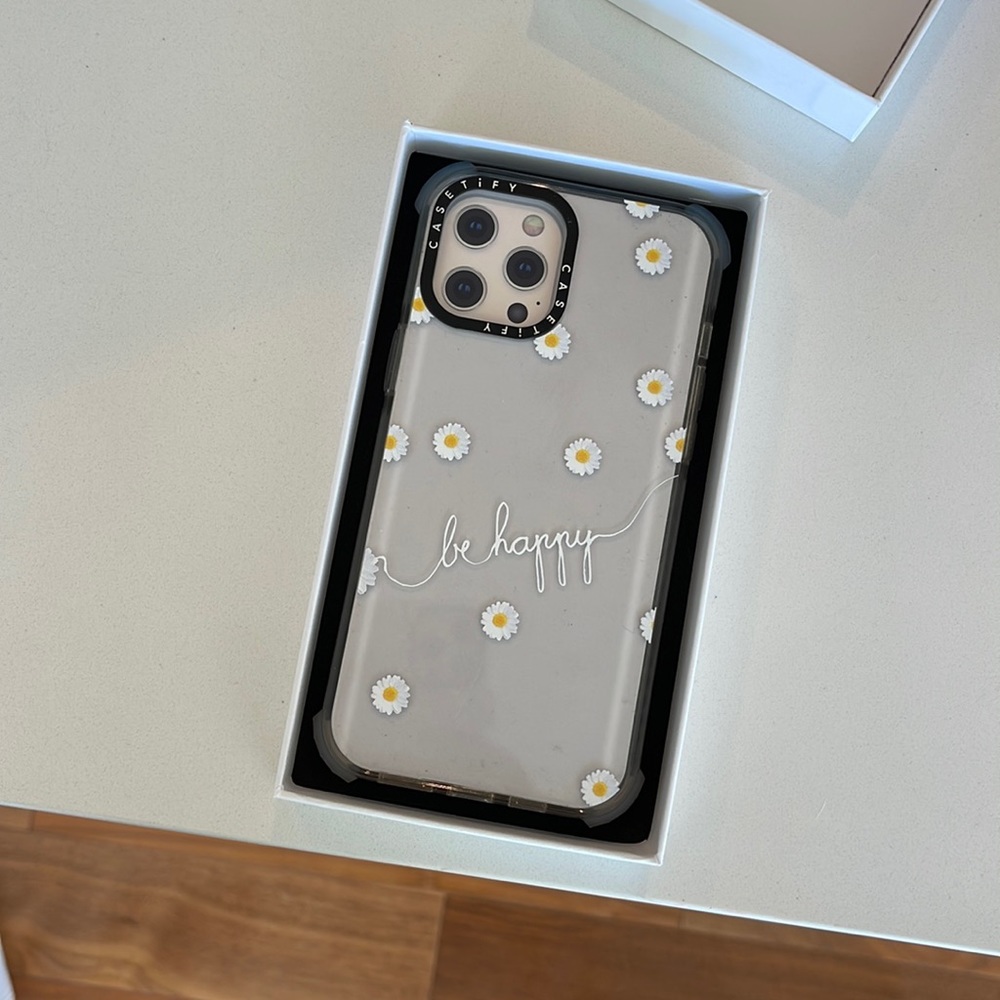 Be happy flower phone case